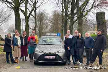 Extra ‘rijbuddy’s’ gezocht om jongeren uit kansengroepen te helpen leren rijden: “De nood is groot”