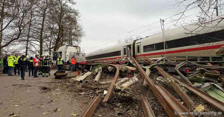 Lebensgefährlich Verletzter stirbt nach Zugunfall in Hamburg