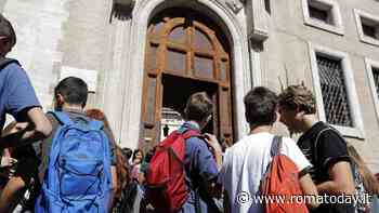 Iscrizioni alle superiori a Roma e nel Lazio: scientifici e tecnici i più richiesti. Rischio esuberi