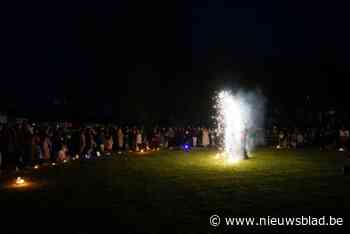Spectaculaire vuurshow is hoogtepunt van tweede Lampionnekestocht De Puzzel: “En dat op een unieke locatie”