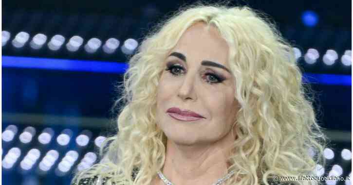 Sanremo 2025, Antonella Clerici scoppia a piangere ricordando Fabrizio Frizzi: “In qualche modo lui c’è”