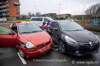 Bestuurder onwel op Stadsparkrotonde in IJmuiden