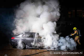 Auto in Arnhem door brand verwoest