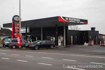 Tankstation De Regenboog breidt uit met grotere winkel en koffiehoek