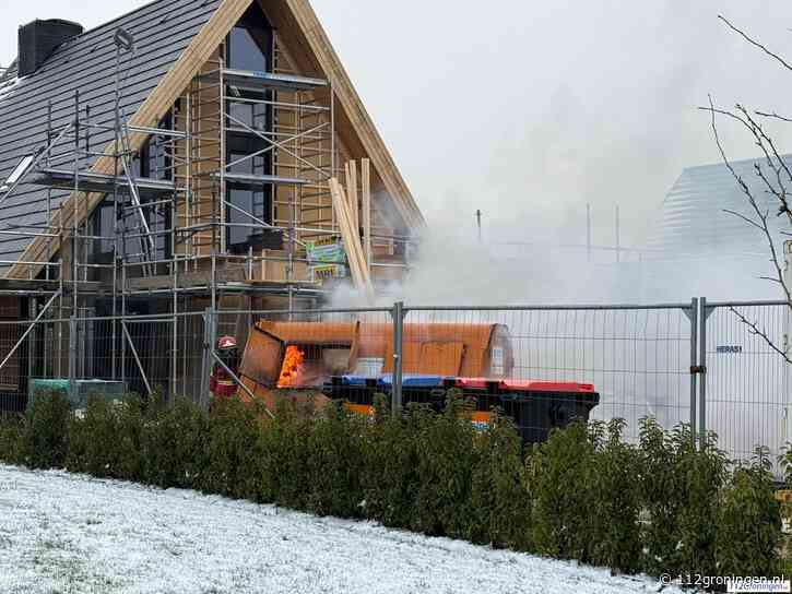 Leek: Container in brand bij huis in aanbouw