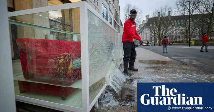 Philippines storm survivors join climate protest outside Shell HQ in London