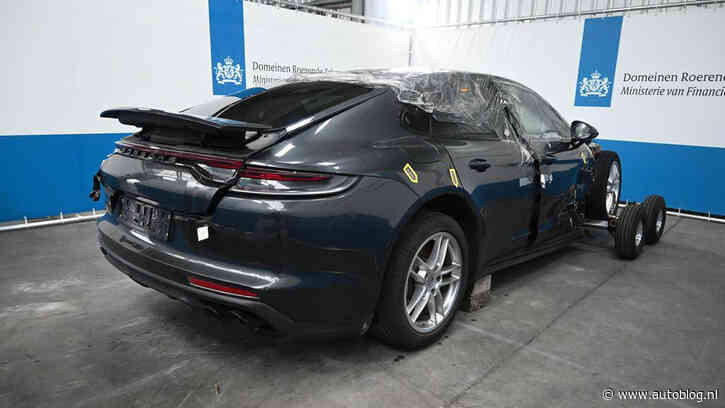 Domeinen verkoopt Panamera met een beetje schade