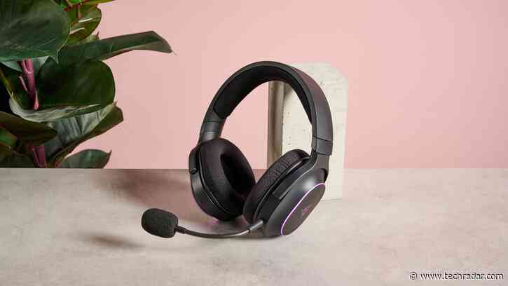 I haven't always liked Razer's gaming headsets, but the Barracuda X Chroma finally offers good value for money