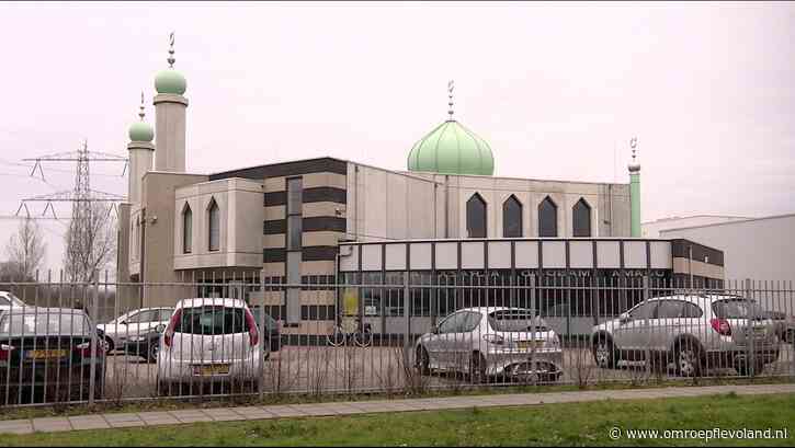 Almere - 	Moskeeën in Almere willen dialoog met gemeente voor herstel vertrouwensbreuk
