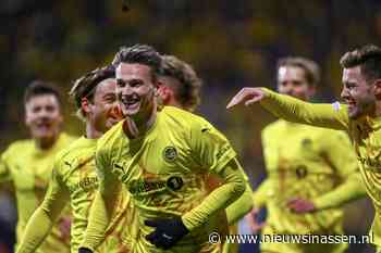 Voetbalteam die in het donker woont