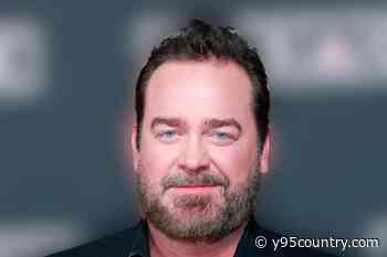 Lee Brice: ‘Cry’ Lyrics Are What I’m All About!