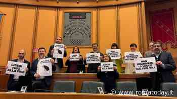 Regione Lazio, le opposizioni spingono per la legge sul fine vita. E la destra abbandona l'aula