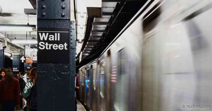 An app for deaf and hard of hearing users providing help for New York MTA riders