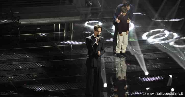 Sanremo 2025, le pagelle della seconda serata: Damiano David prima l’emozione, poi la promozione. Il sorriso fuori categoria di Bianca Balti, Frassica e il nonsense con un senso profondo