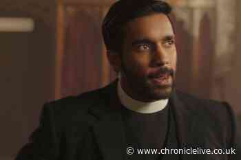 ITV Grantchester viewers left gobsmacked as vicar engages in saucy scene