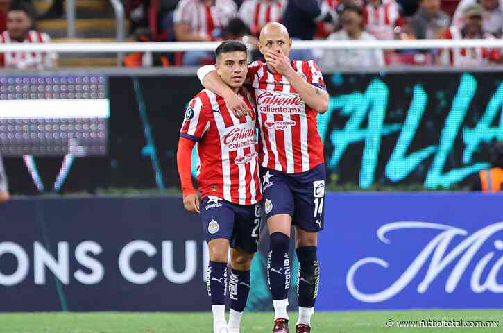 Con un Chicharito inspirado, Chivas golea a Cibao y espera por el América