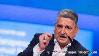 Thyssenkrupp: Umsatzprognose gesenkt, Verlust im Quartal, Hoffnung auf Gewinnzone