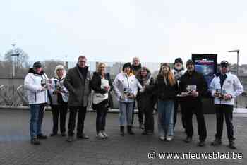 Vlaams Belang stapt niet mee in betoging in Brussel maar voert actie aan station: “We willen niet provoceren”
