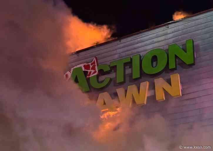 Austin pawn shop goes up in flames overnight
