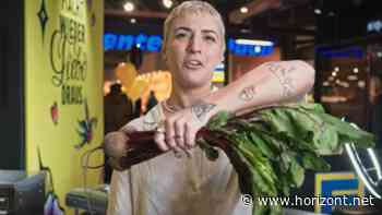 Valentinstag: Edeka rückt der alten Liebe mit der Tätowiernadel auf den Leib