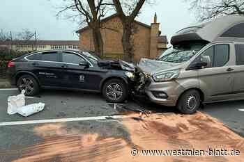 Zwei Verletzte und 80.000 Euro Schaden