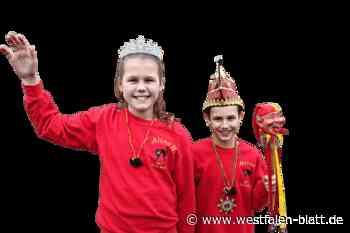 Karneval in Nieheim: Kinderprinzenpaar in verrückter Tradition