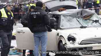 Auto rast in Menschenmenge – das ist über den Täter bekannt