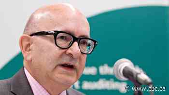 Former Alberta auditor general explains review process amid AHS probe