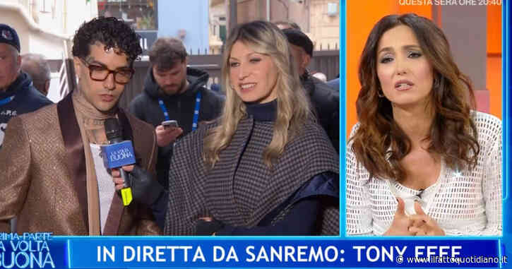 Tony Effe e le polemiche per la frase di Caterina Balivo: “Come ti vorrei…”. Cosa ha detto al rapper in gara a Sanremo 2025
