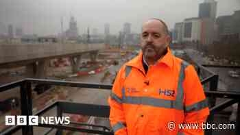 HS2 construction 'at a peak' as viaduct finished