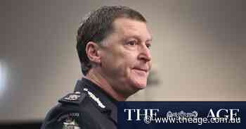 Police pass ‘overwhelming’ no-confidence vote in top cop