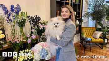 Ukraine refugee opens florist ready for Valentine's Day