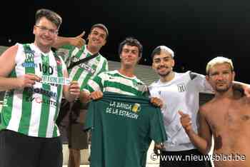 Supporter eert drie Racingers die actief waren op allereerste WK voetbal: “Binnenkort hangen ze misschien in het museum”