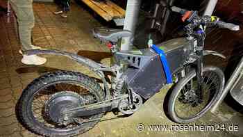 Flucht auf selbst gebautem „Highspeed-Radl“: Polizei stoppt irren Verkehrssünder