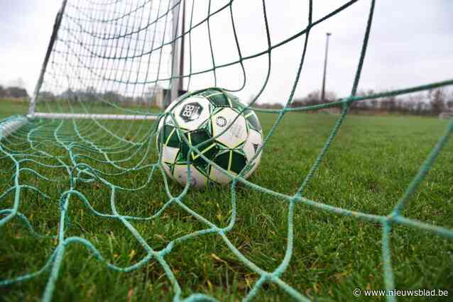 Jeugdtrainer Beerschot krijgt kopstoot omdat hij spelertje pas bij achterstand van 11-0 laat invallen