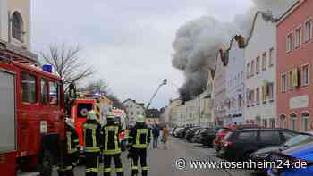 Brand am Tüßlinger Marktplatz: Feuer unter Kontrolle