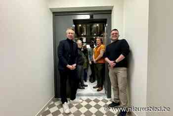 Stedelijke Academie neemt nieuwe lift in gebruik