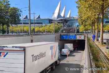 Beschadigde Bolivartunnel wordt komende nachten (eindelijk) hersteld na ongeval eind 2023