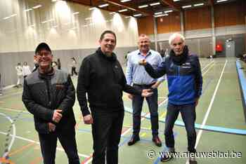 Sporthaltoezichter Danny (75) heeft goede raad voor opvolgers Bart en Richard: “Navelstreng zijn tussen sportdienst en clubs”