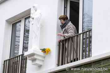 Maria waakt na restauratie opnieuw over de Oever: “Beeld werd in 1945 geplaatst nadat  familie vliegende bommen had overleefd”