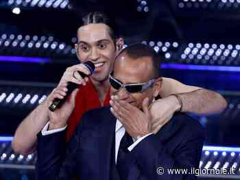 Sanremo, l’Ariston applaude Annalisa e Giorgia con Skyfall | Diretta