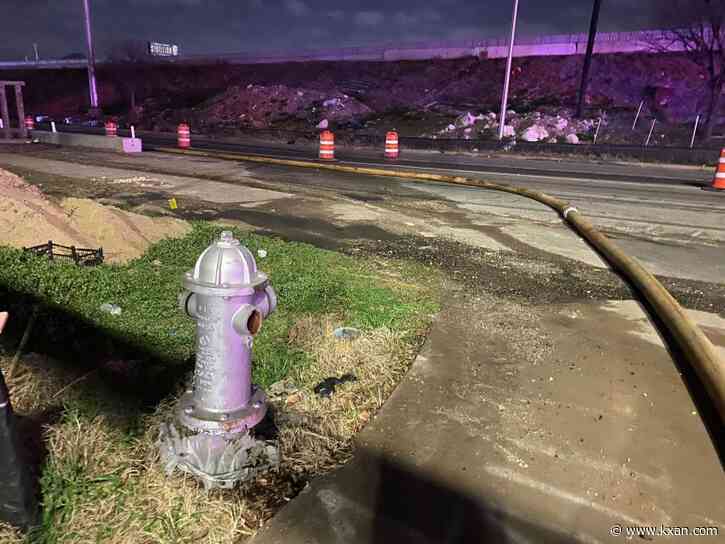 Austin Water responds after AFD struggled to find working hydrants during pawn shop fire