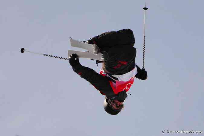 Eight Canadian skiers qualify for finals of World Cup halfpipe event in Calgary