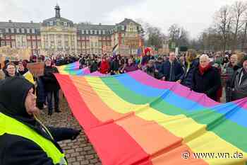 Demonstation für Gleichberechtigung queerer Menschen und Demokratie