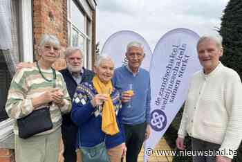 “Ik kom hier vooral voor vriendschap”: Welzijnsschakels heeft in vijftien jaar tijd plek veroverd bij inwoners die het wat moeilijker hebben