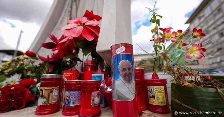 Vatikan: Papst verbringt ruhige erste Nacht im Krankenhaus