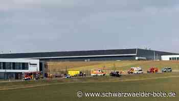 35.000 Euro Schaden: Zwei Menschen nach Unfall bei Jettingen verletzt