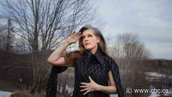 As a child, American Grammy-nominee Neko Case thought she was Canadian. She still feels close to the country