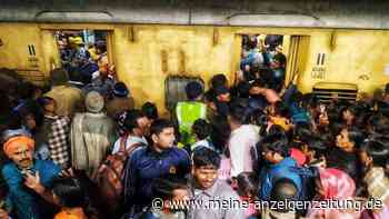 Medien: Tote bei Massenpanik auf Bahnhof in Neu-Delhi
