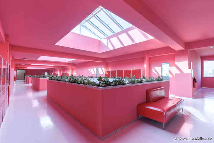 Pink as a Design Tool: Atmosphere, Identity, and Experimentation in Interior Design